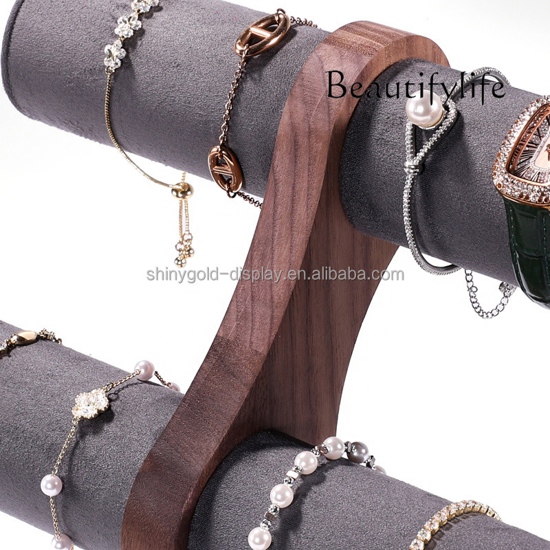 X-S 2 tier velvet personalized - đánh giá và giá Luxury Watch Tier
