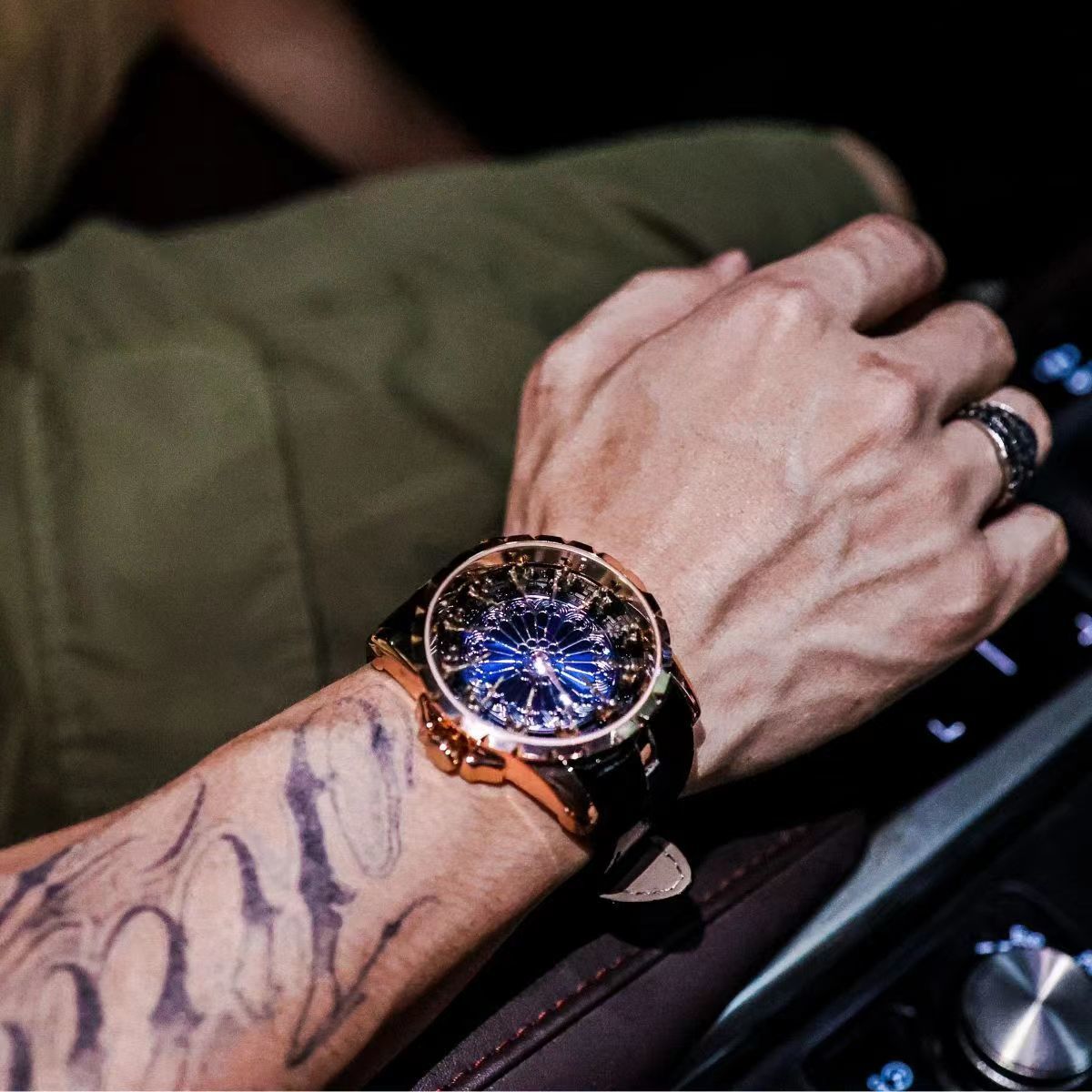 Top-Tier Luxury and Elegant Me - đánh giá và giá Luxury Watch Tier
