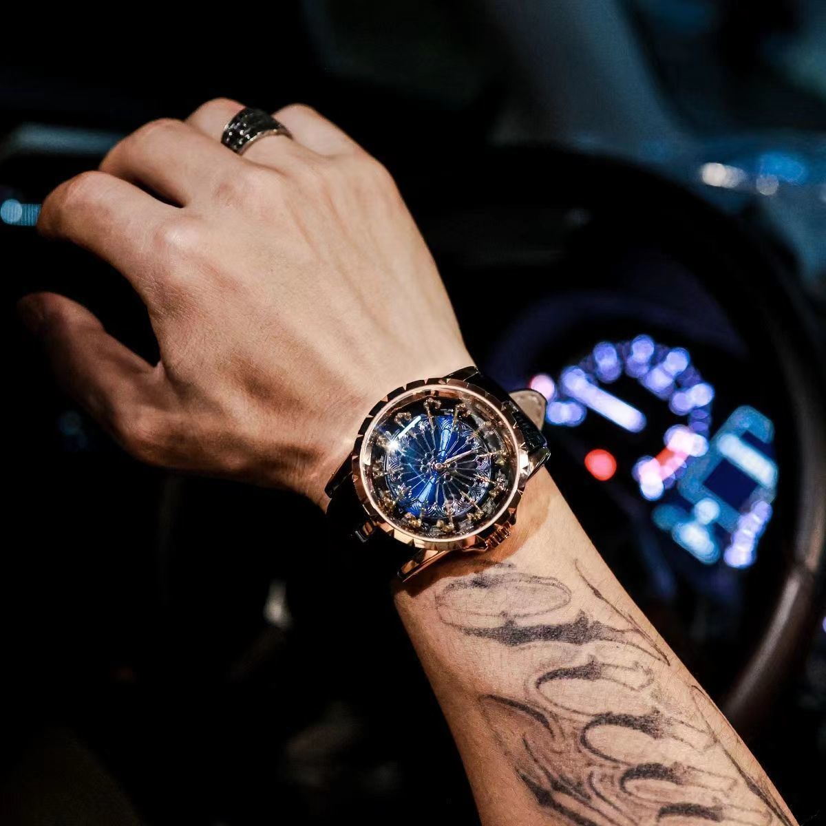 Top-Tier Luxury and Elegant Me - đánh giá và giá Luxury Watch Tier